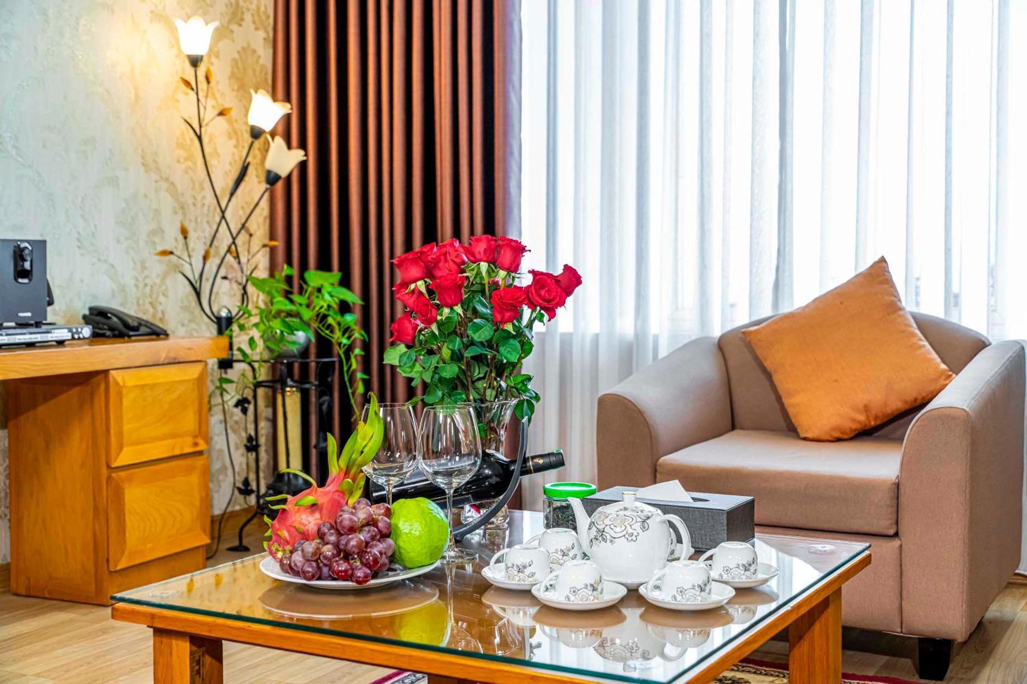 Hoang Son Peace Hotel Ninh Binh Exterior photo